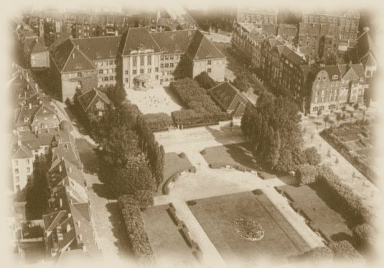 Alte Luftbildaufnahme des Viktoria-Gymnasiums